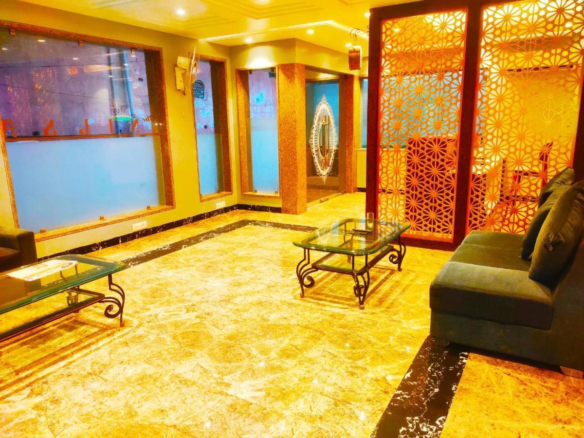 Hotel The Nilsa New Delhi Extérieur photo